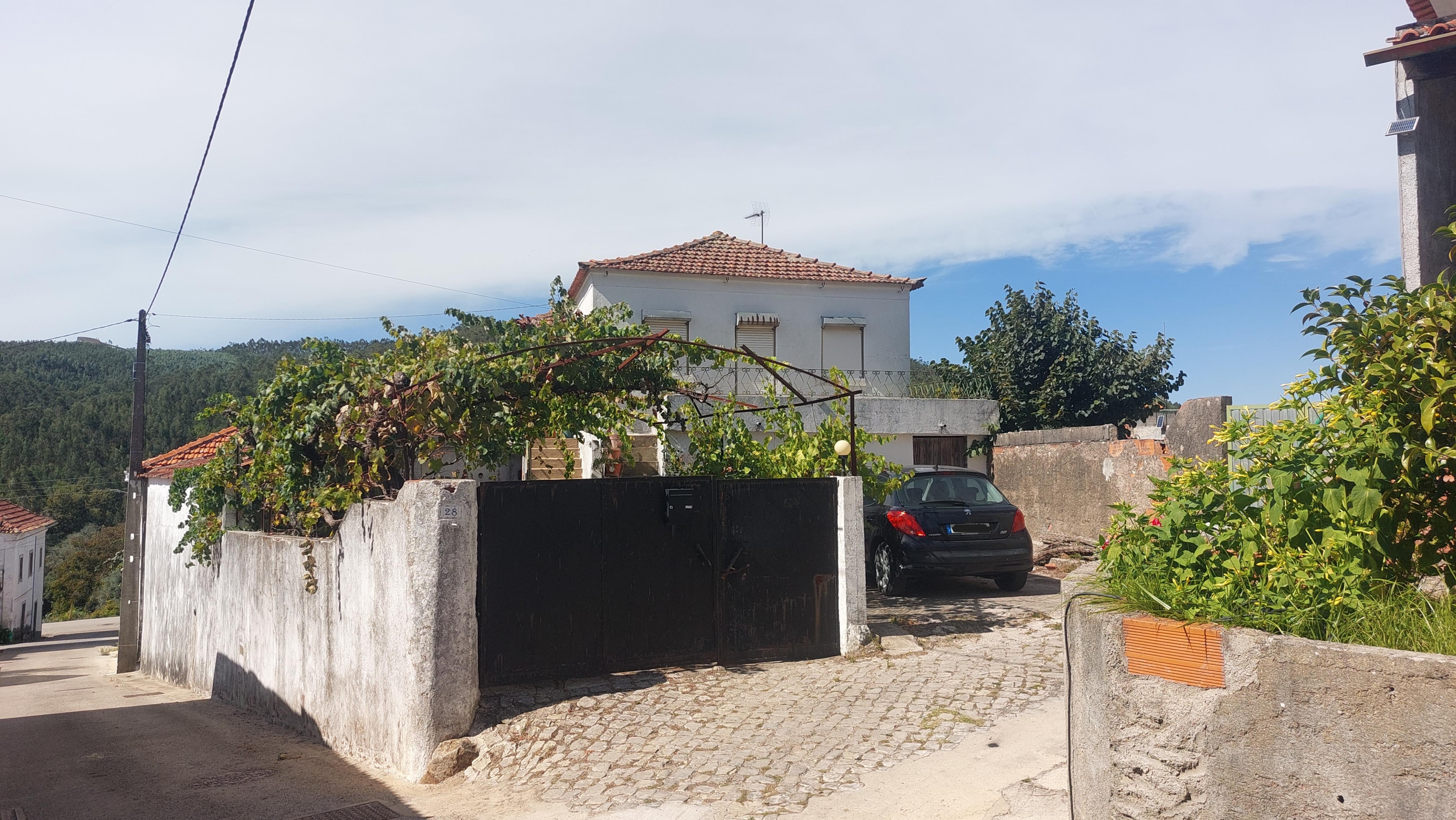 Fotografia de imóvel: 1/6 Prédio Urbano | PENELA (Santa Eufémia)